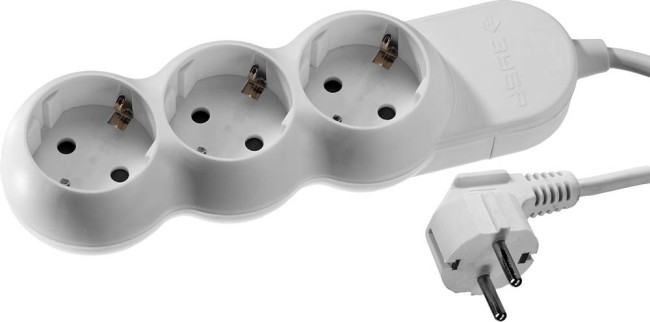 Удлинитель ЗУБР "МАСТЕР" электрический, ПВС сечение 1кв мм, заземление, 3 гнезда, макс мощн 3500Вт, 5м,  ( 55038-5 )