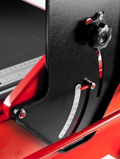 Электроплиткорез ЗУБР "МАСТЕР", длина реза 1020 мм, диск 250 мм, глубина реза 90°-52мм/45°-46мм, стол 1060x468 мм, 1200Вт, ( ЭП-250-1200С ) Электроплиткорез ЗУБР "МАСТЕР", длина реза 1020 мм, диск 250 мм, глубина реза 90°-52мм/45°-46мм, стол 1060x468 мм, 1200Вт, ( ЭП-250-1200С )