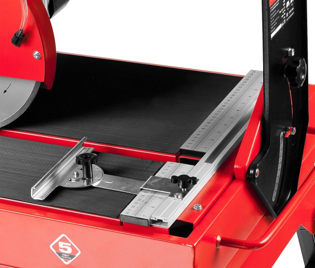 Электроплиткорез ЗУБР "МАСТЕР", длина реза 1020 мм, диск 250 мм, глубина реза 90°-52мм/45°-46мм, стол 1060x468 мм, 1200Вт, ( ЭП-250-1200С ) Электроплиткорез ЗУБР "МАСТЕР", длина реза 1020 мм, диск 250 мм, глубина реза 90°-52мм/45°-46мм, стол 1060x468 мм, 1200Вт, ( ЭП-250-1200С )