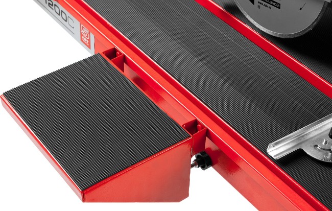 Электроплиткорез ЗУБР "МАСТЕР", длина реза 1020 мм, диск 250 мм, глубина реза 90°-52мм/45°-46мм, стол 1060x468 мм, 1200Вт, ( ЭП-250-1200С ) Электроплиткорез ЗУБР "МАСТЕР", длина реза 1020 мм, диск 250 мм, глубина реза 90°-52мм/45°-46мм, стол 1060x468 мм, 1200Вт, ( ЭП-250-1200С )