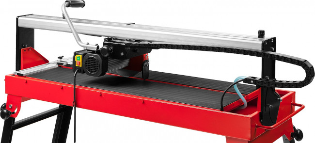 Электроплиткорез ЗУБР "МАСТЕР", длина реза 1020 мм, диск 250 мм, глубина реза 90°-52мм/45°-46мм, стол 1060x468 мм, 1200Вт, ( ЭП-250-1200С ) Электроплиткорез ЗУБР "МАСТЕР", длина реза 1020 мм, диск 250 мм, глубина реза 90°-52мм/45°-46мм, стол 1060x468 мм, 1200Вт, ( ЭП-250-1200С )