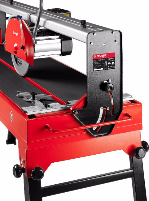 Электроплиткорез ЗУБР "МАСТЕР", длина реза 1200 мм, диск 300 мм, глубина реза 90°-65мм/45°-40 мм, стол 1260x468 мм, 1500Вт,  ( ЭП-300-1500C )