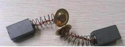 Щетка графитовая (пара) 7x11x18 ( N000-022-562 )