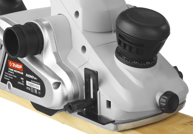 Рубанок электрический (электрорубанок), ЗУБР ЗР-1100-110, глубина 3.5 мм, 16000 об/мин, 110 мм, 1100 В,  ( ЗР-1100-110 )