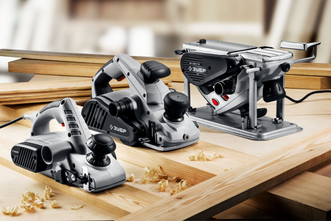 Рубанок электрический (электрорубанок), глубина 2.0 мм, 82 мм, 16 000 об/мин, 750 Вт,  ЗУБР, ( ЗР-750-82 )