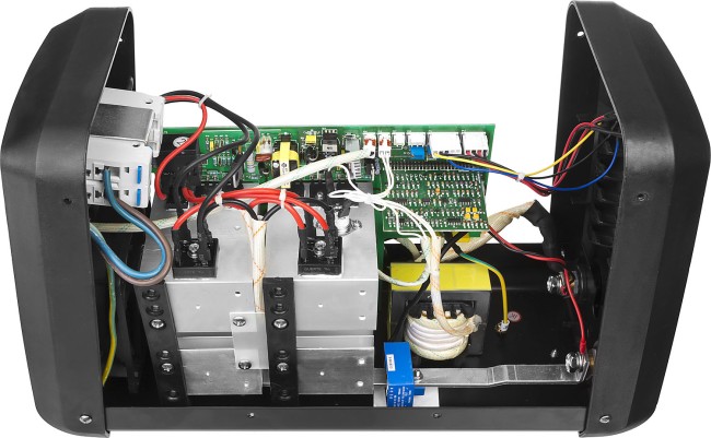 Инвертор сварочный, ЗУБР Профессионал ЗАС-Т3-220, 220А, MMA,IGBT,Форсаж дуги,Горячий старт,Антиприлипание эл-да,ПВ-60%,220В (мин 160В),  ( ЗАС-Т3-220 ) Инвертор сварочный, ЗУБР Профессионал ЗАС-Т3-220, 220А, MMA,IGBT,Форсаж дуги,Горячий старт,Антиприлипание эл-да,ПВ-60%,220В (мин 160В),  ( ЗАС-Т3-220 )