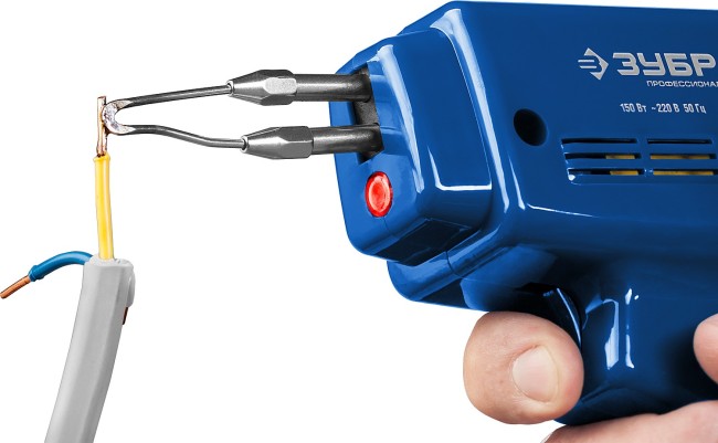 Импульсный паяльник ЗУБР "ПРОФЕССИОНАЛ" в наборе, 2 сменных жала, канифоль, припой, 150Вт,  ( 55412-H4_z01 ) Импульсный паяльник ЗУБР "ПРОФЕССИОНАЛ" в наборе, 2 сменных жала, канифоль, припой, 150Вт,  ( 55412-H4_z01 )