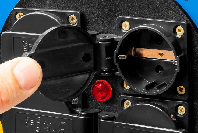 КГ 325 удлинитель на катушке, 20 м, 4000 Вт, 4 гнезда, IP44, КГ 3х2,5 кв мм, ЗУБР Профессионал,  ( 55079-20 )