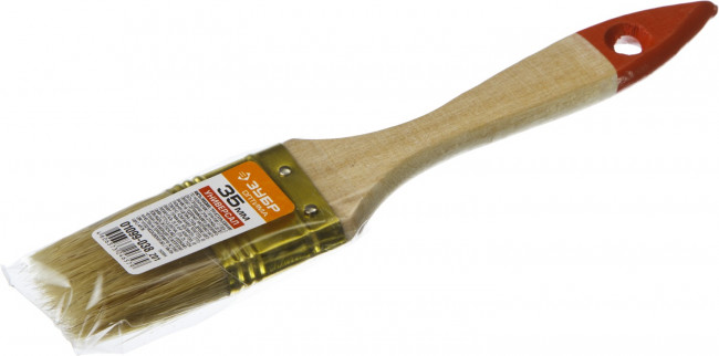 Кисть плоская ЗУБР "УНИВЕРСАЛ-ОПТИМА", светлая щетина, деревянная ручка, 35мм,  ( 01099-038_z01 )