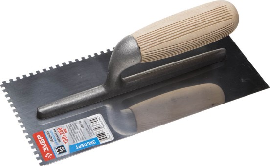 Гладилка ЗУБР "ЭКСПЕРТ" нержавеющая с деревянной ручкой, зубчатая, 4х4мм, 130х280мм,  ( 0806-04 )